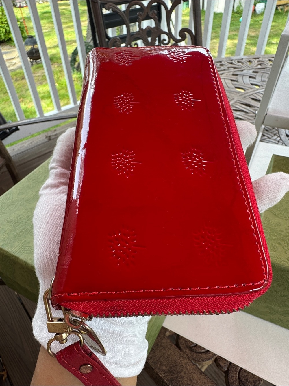 Mulberry Red Patent Zip-Around Long Wallet with Gold Tree Medallion - Picture 2 of 4